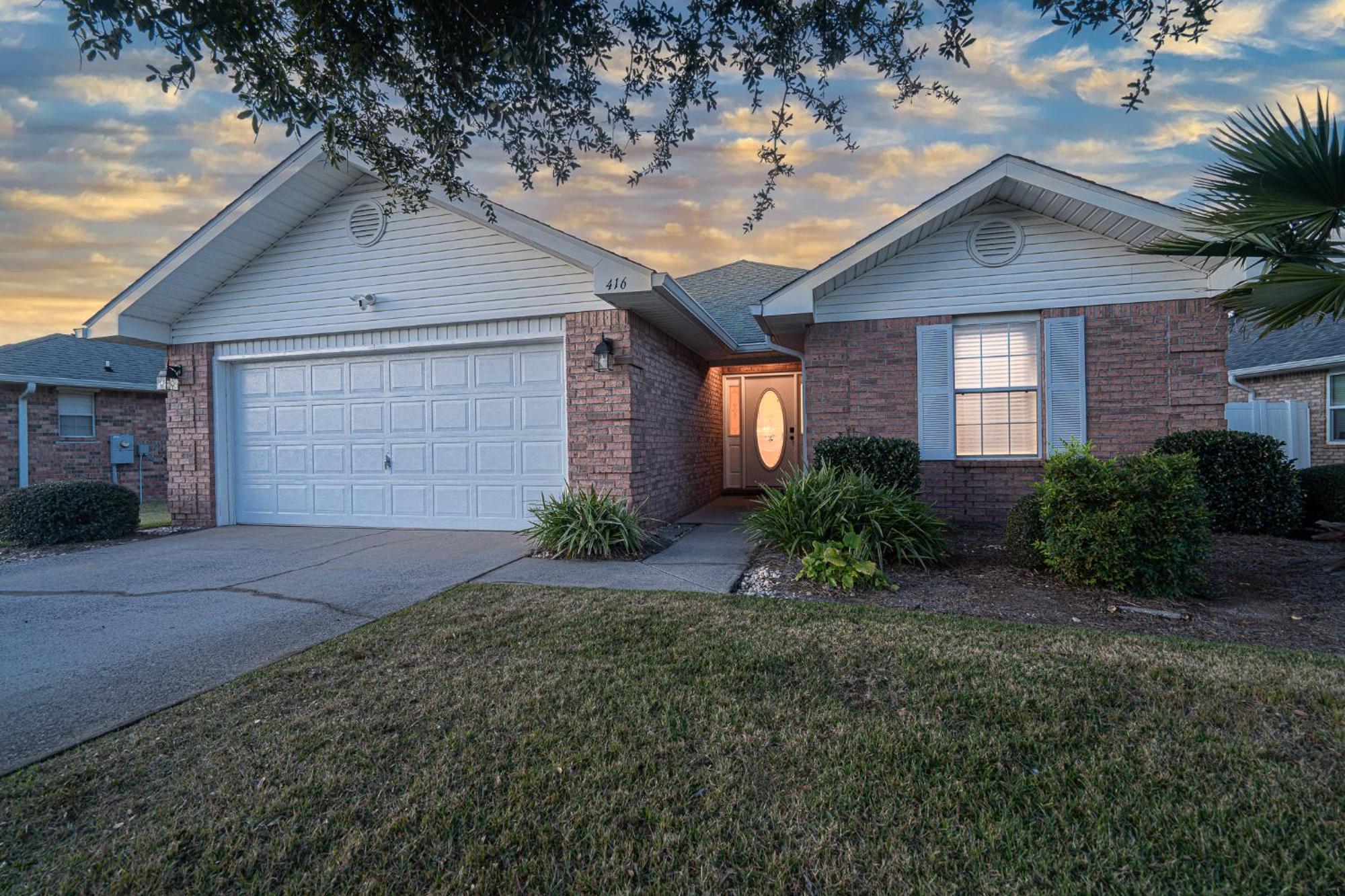 Heated Pool And Golf Cart, Walk To Beach! Best Deal! Destin Esterno foto