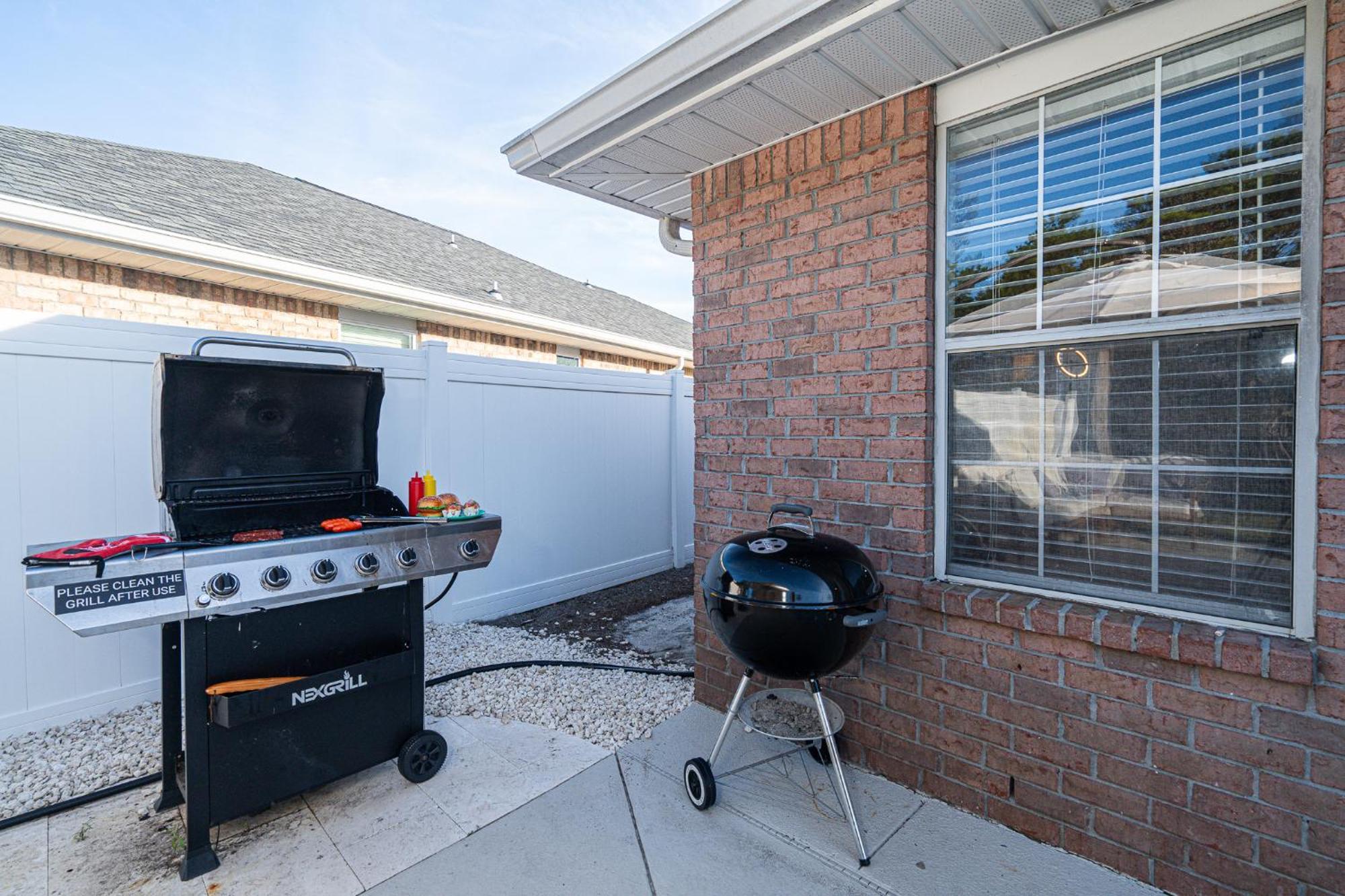 Heated Pool And Golf Cart, Walk To Beach! Best Deal! Destin Esterno foto
